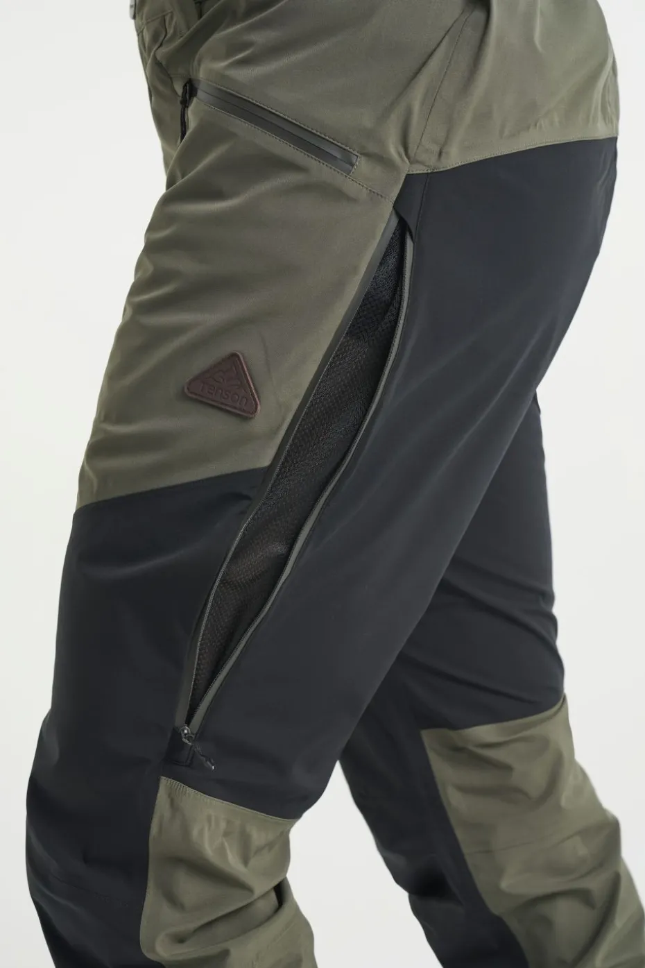 Himalaya Shell Pants